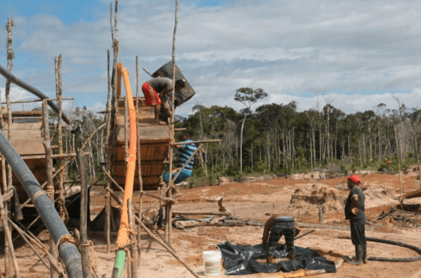 Disputas de los indígenas del Alto Paragua en torno a la minería ilegal en sus territorios