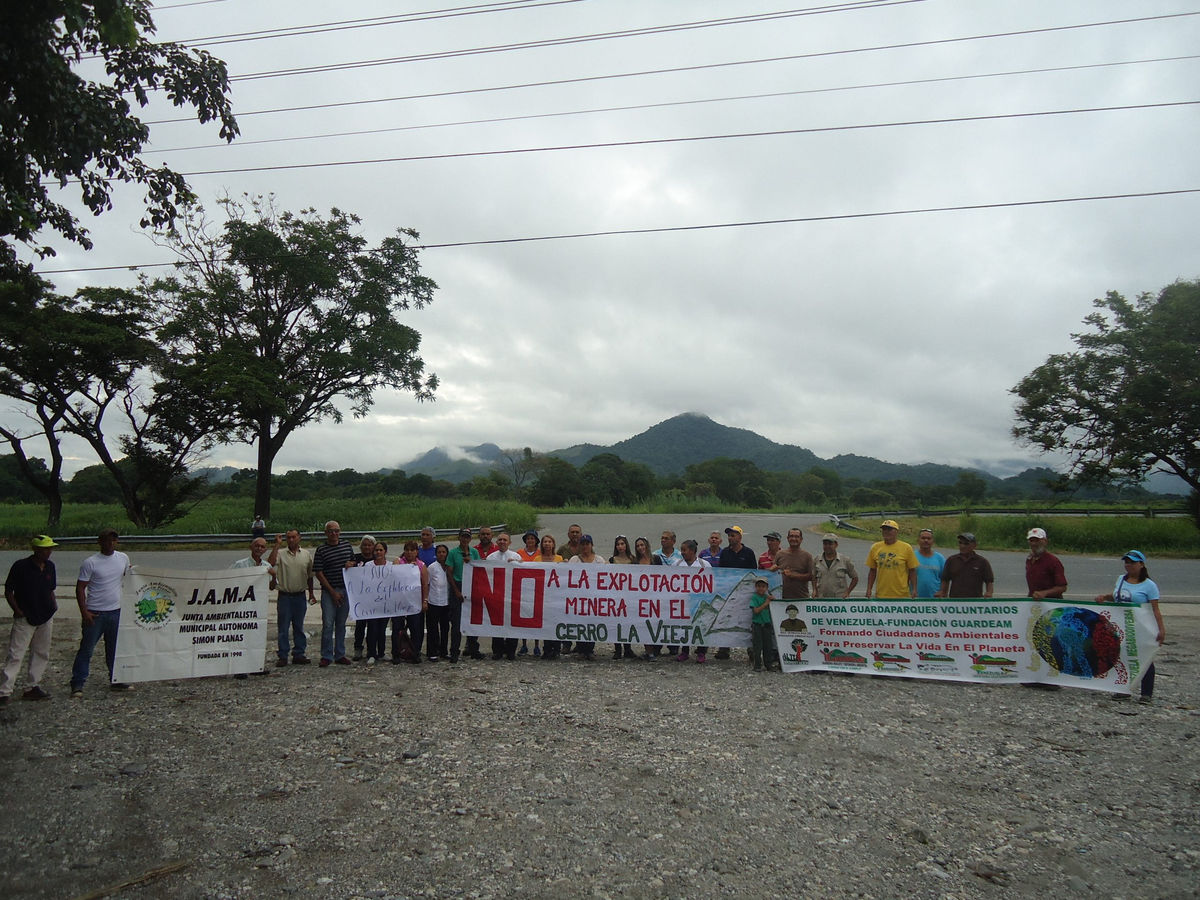 En el día Mundial de la Tierra el OEP marchó en solidaridad con las luchas en defensa del Cerro La Vieja (Lara)