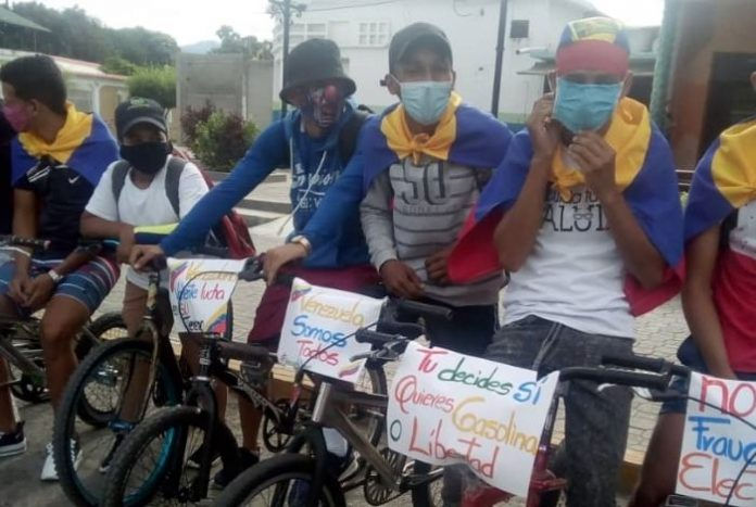 Ciclistas se movilizan en Venezuela exigiendo seguridad y respeto a sus vidas