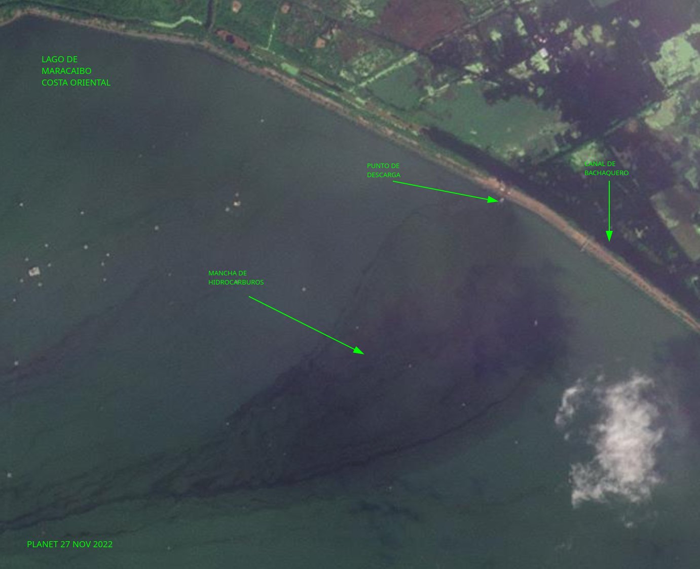 Imagen satelital de derrames petroleros en la Costa Oriental del Lago de Maracaibo. Crédito Eduardo Klein